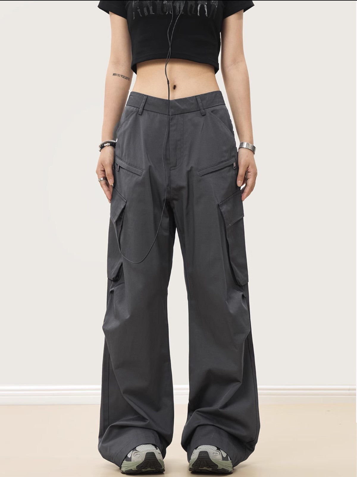 Multipocket Straight-Leg Trousers