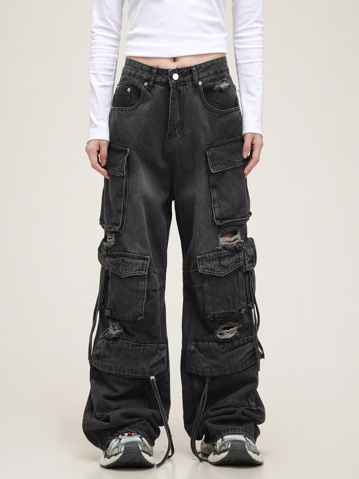 Distressed Multipocket Denim Cargo Jeans