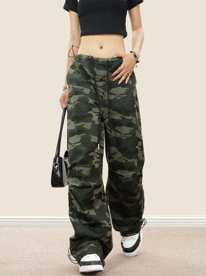 Camouflage Straight-Leg Pleated Pants