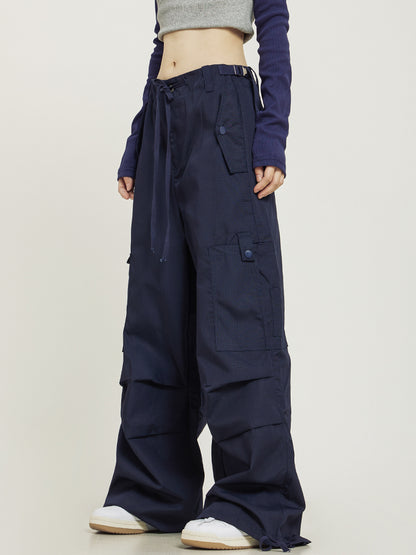 Low Pleated Stud Cargo Pants