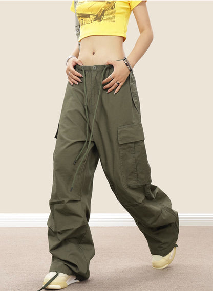 Monochrome Pleated Baggy Cargo Pants