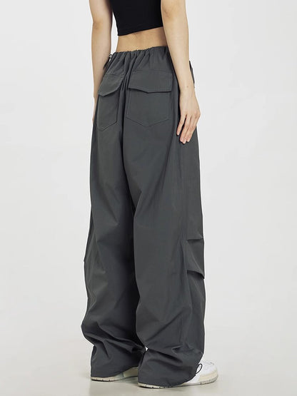 Pleated Slightly Baggy Cargo Pants