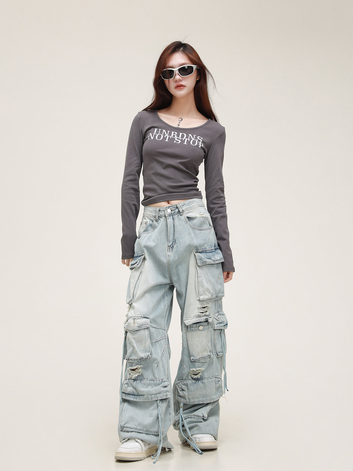 Distressed Multipocket Denim Cargo Jeans