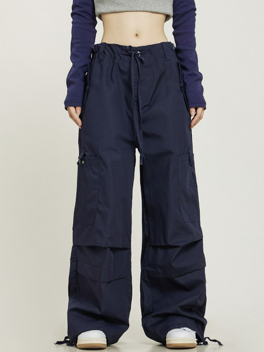 Low Pleated Stud Cargo Pants