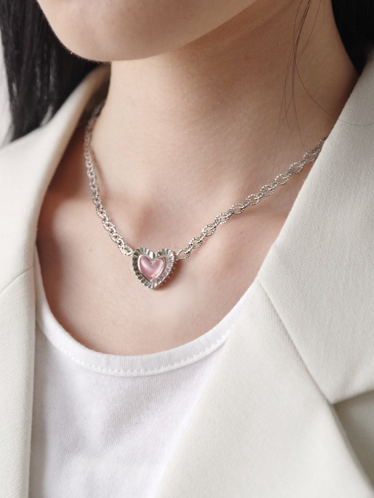 Ruffled Heart Necklace