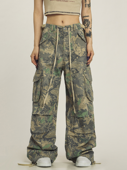 Camo Fern Pleated Cargo Pants